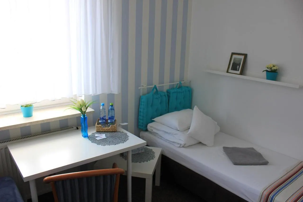 Kolorowa Guest Rooms Warsaw Homestay